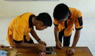 Ide Produk Kreatif dan Kewirausahaan untuk SMK Jurusan TKJ