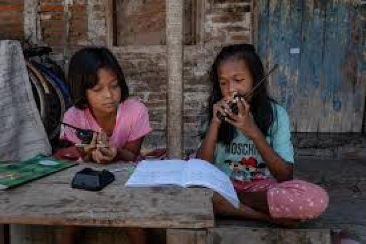 Dampak Pandemi COVID-19 terhadap Sistem Pendidikan
