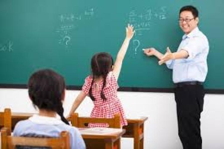 Penyebab Kurangnya Minat Menjadi Guru di Indonesia