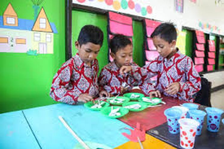 Mengatasi Tantangan Kurikulum Merdeka untuk Masa Depan Pendidikan