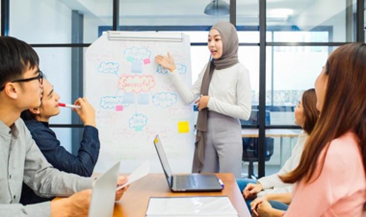 6 Model Pembelajaran untuk Kelas Karyawan