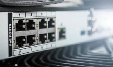 Apa Itu Teknologi PoE (Power over Ethernet) dan Manfaatnya