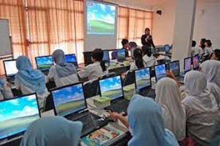 Masa Depan Evaluasi Pendidikan dengan Teknologi Canggih