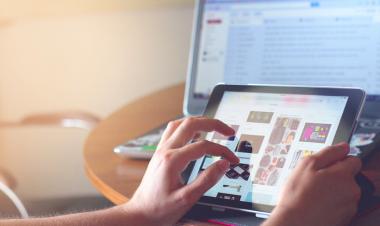 Bagaimana Teknologi Komunikasi Digital Membantu Tim Virtual