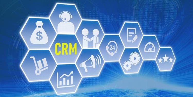 5 Aplikasi CRM Terbaik untuk Meningkatkan Hubungan dengan Pelanggan