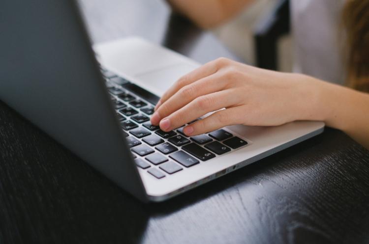 Cara Efektif Menggunakan Komunikasi Digital dalam Pembelajaran Online